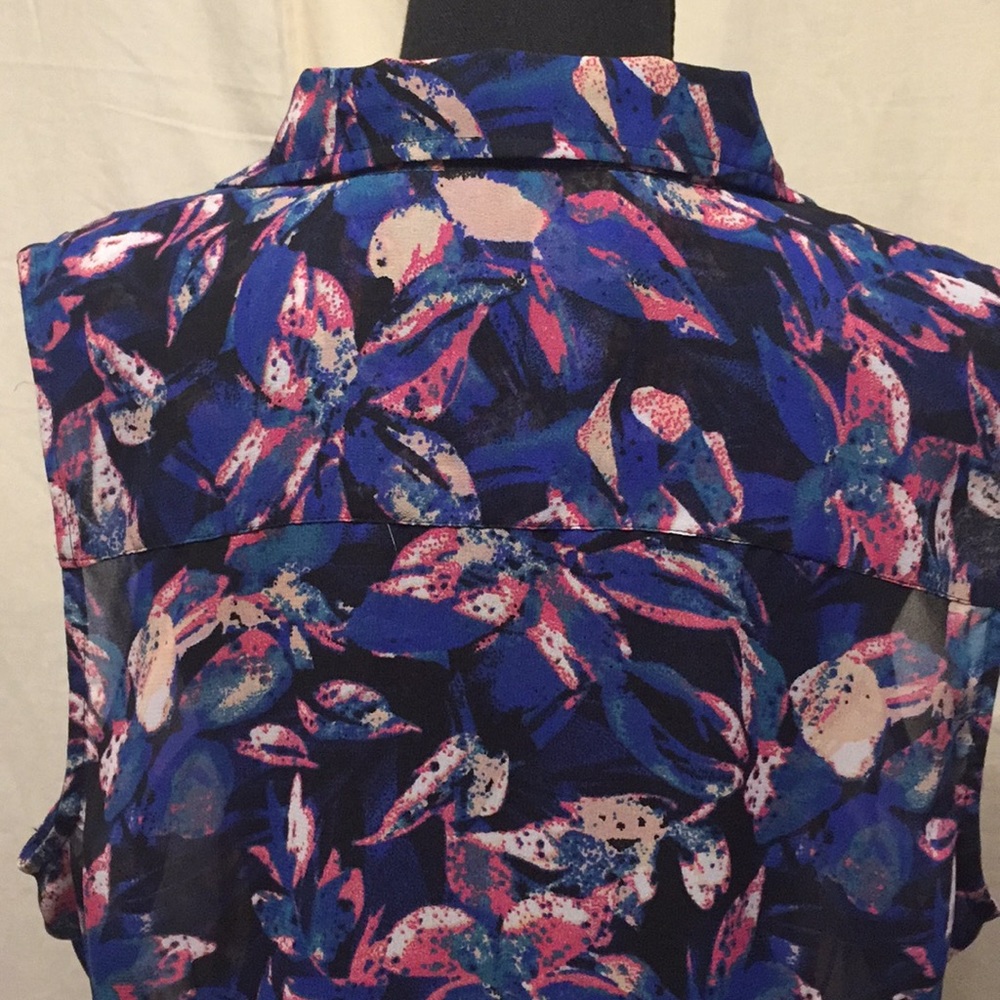 Blouse - Picture 5 of 8